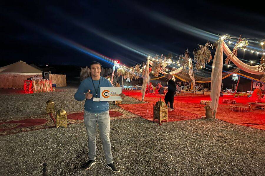 Passeios de quadriciclo e show ao vivo e jantar no deserto de Agafay