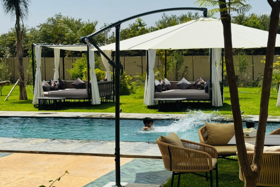 Passe de um dia em Marraquexe com piscina, incluindo almoço e transporte - Relaxar