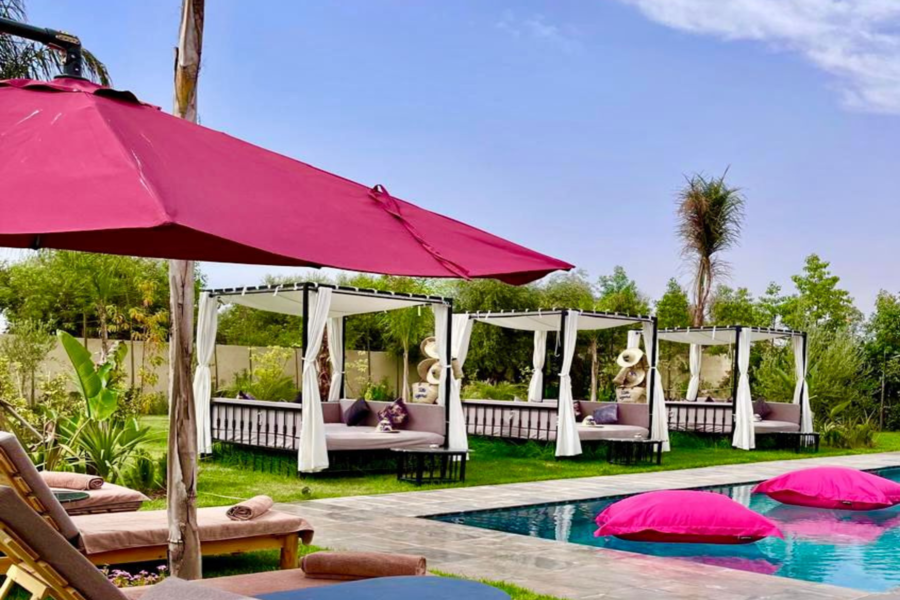 Passe de um dia em Marraquexe com piscina, incluindo almoço e transporte - Relaxar