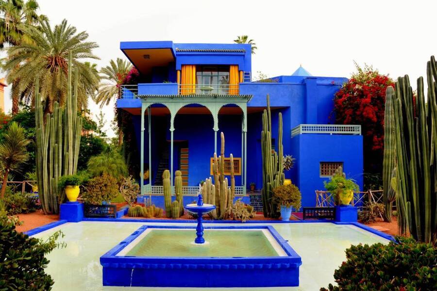 Um belo passeio com carruagem e visite o Jardim Majorelle