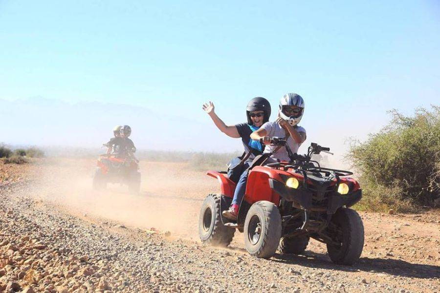 Passeio de camelo e moto-quatro em Marrakech Palmeraie