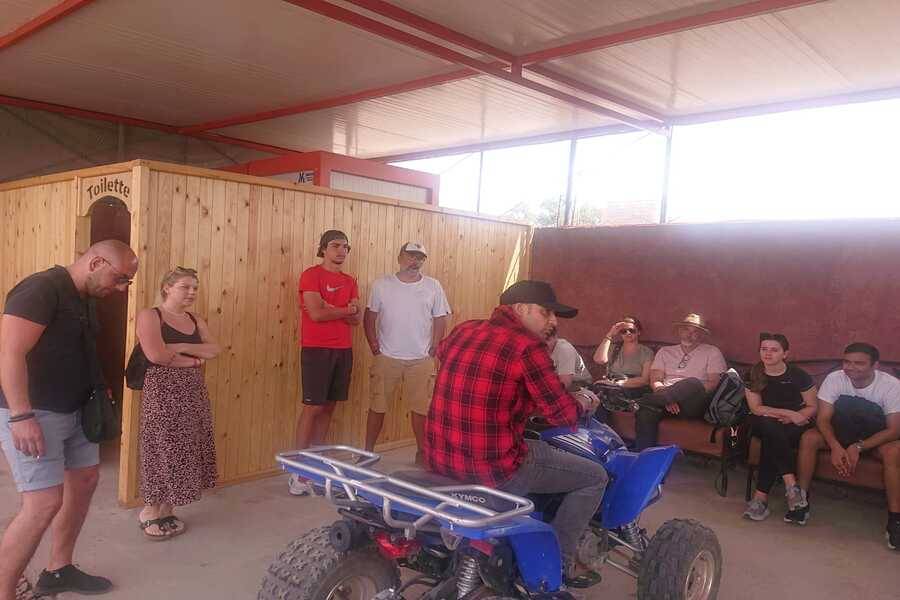 Passeio de camelo e moto-quatro e tratamento de spa e hammam