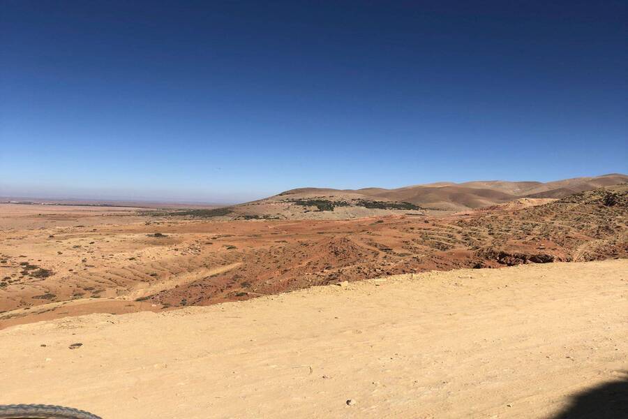 Passeio de bicicleta para Atlas Mountain e vila berbere de Marrakech