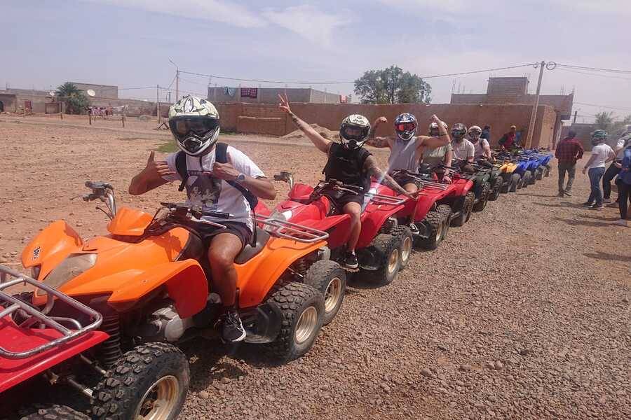 Passeio de camelo e moto-quatro e tratamento de spa e hammam