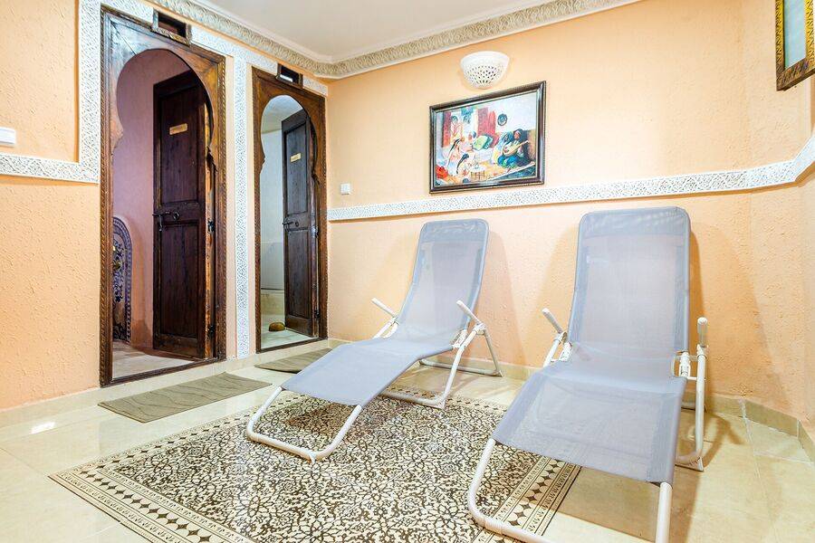 Passeio de camelo e moto-quatro e tratamento de spa e hammam