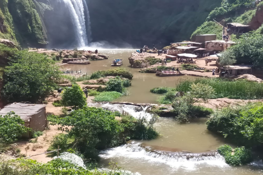 Excursão de dia inteiro às cachoeiras de Ouzoud com passeio de barco