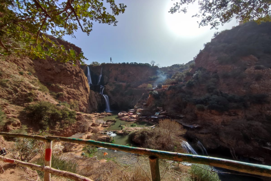Excursão de dia inteiro às cachoeiras de Ouzoud com passeio de barco